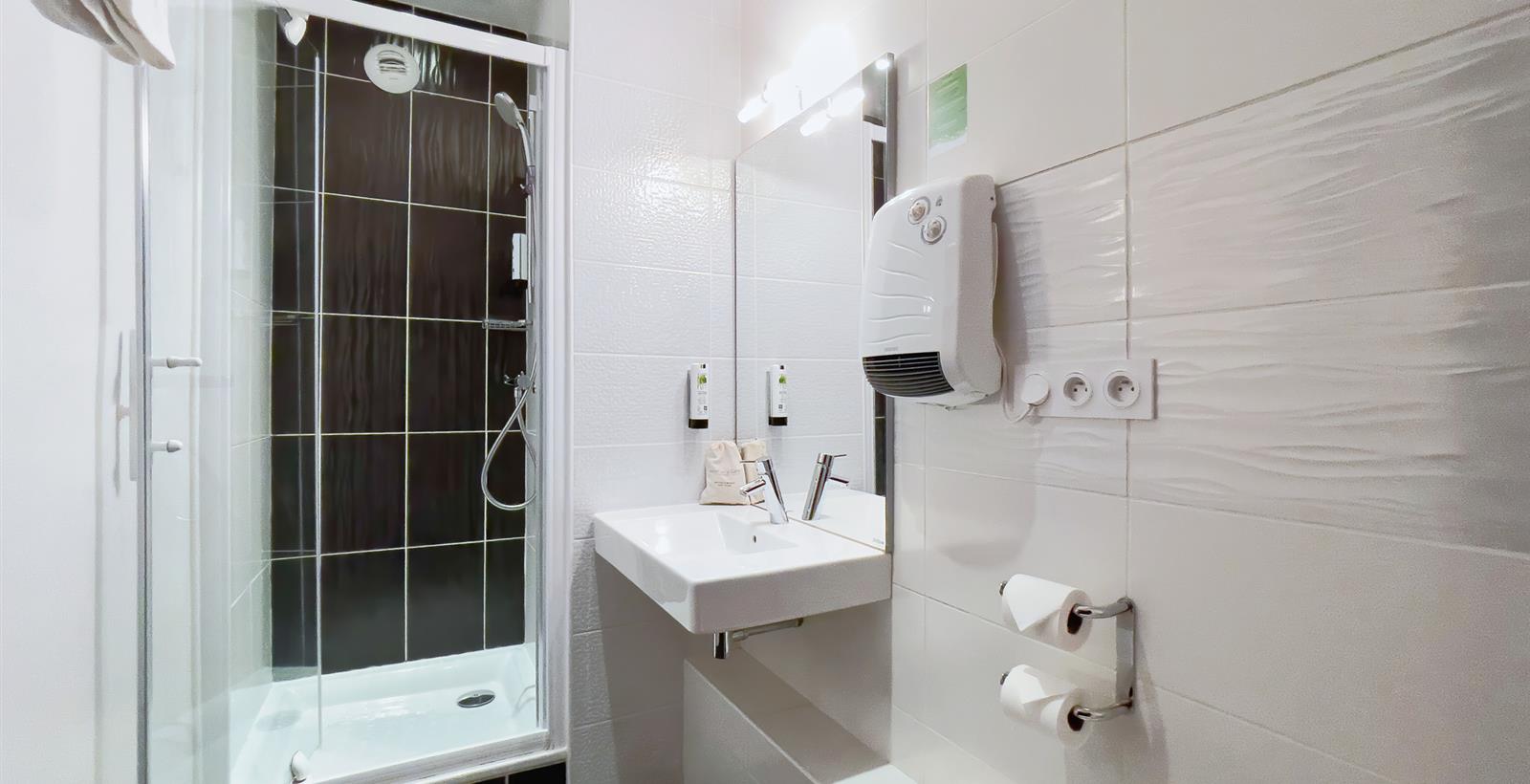 Chambre Double Confort - Hotel Quimper Gare - Hotel de la Gare à Quimper
