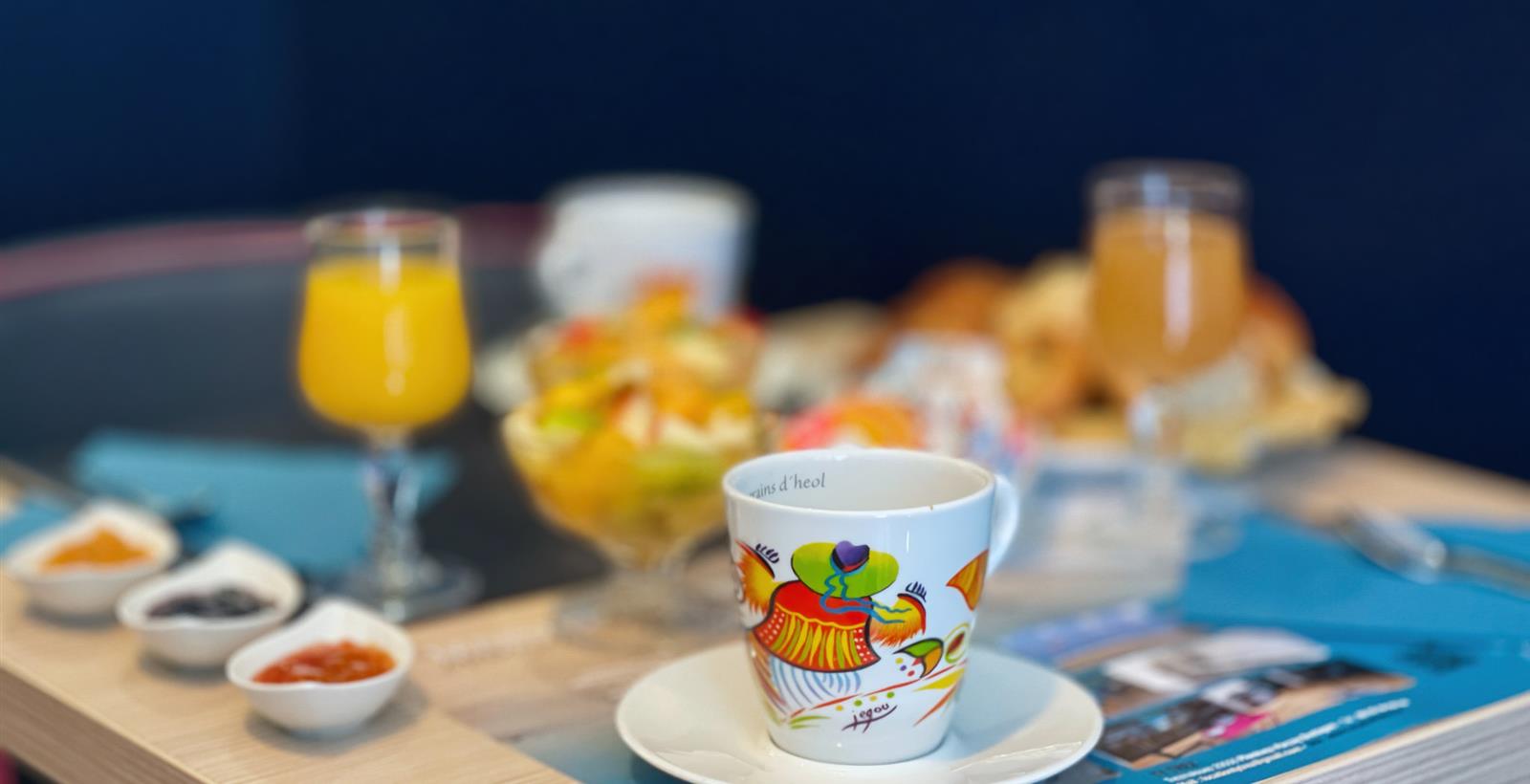 Hotel petit dej à Quimper - Hotel de la Gare à Quimper
