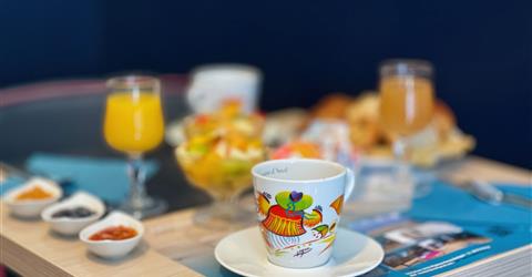 Hotel petit dej à Quimper - Hotel de la Gare à Quimper